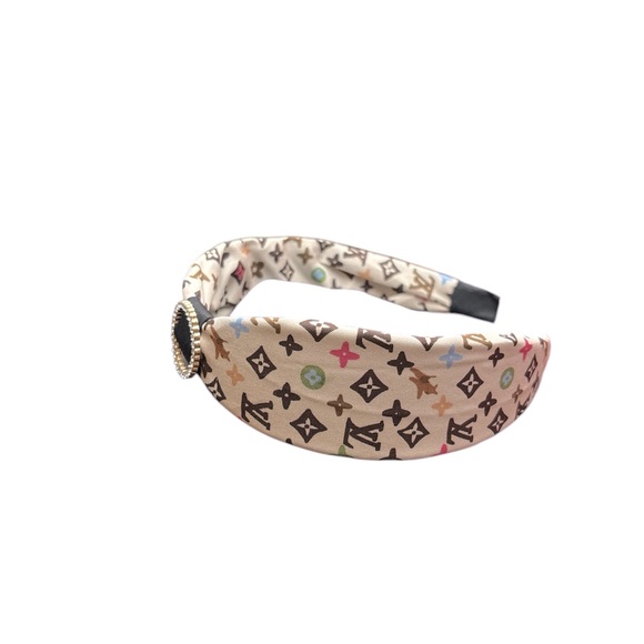 Ladies LV Headband beige with Circular Rhinestones in middle NWOT - Picture 2 of 4